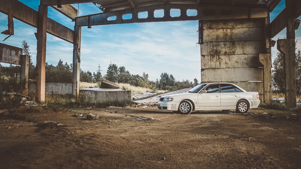 Audi 100