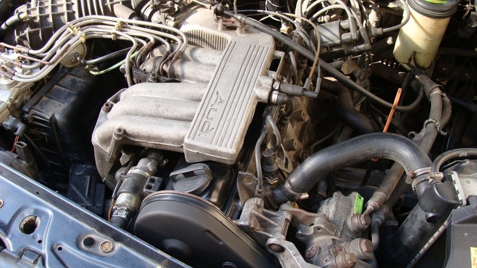 Audi 100 2.0