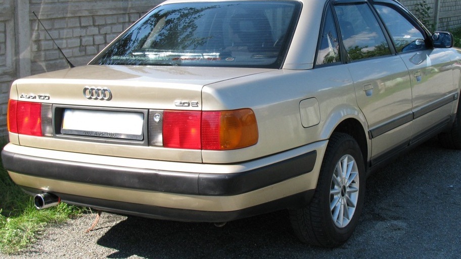 Audi 100 2.0e