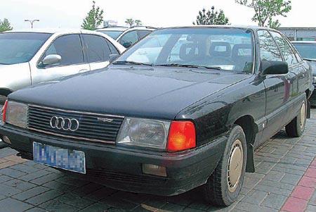 Audi 100 2.8