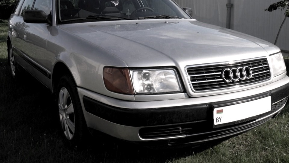 Audi 100