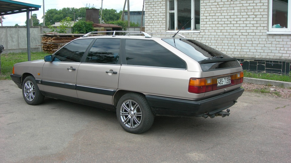 Audi 100 Avant