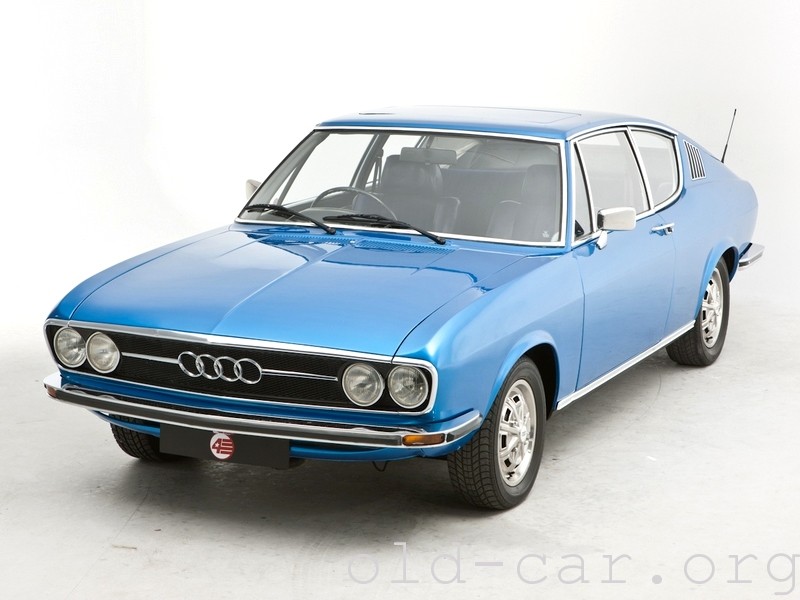 Audi 100 C1