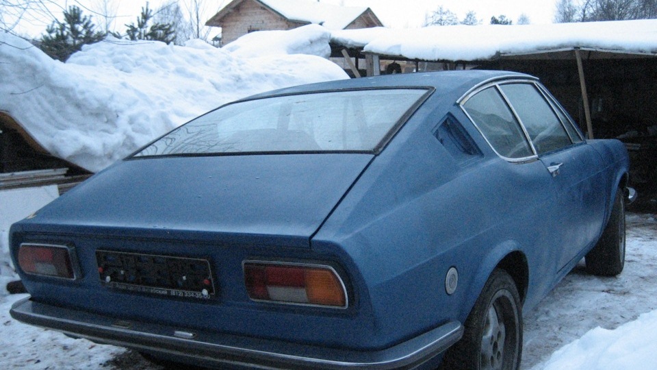 Audi 100 C1