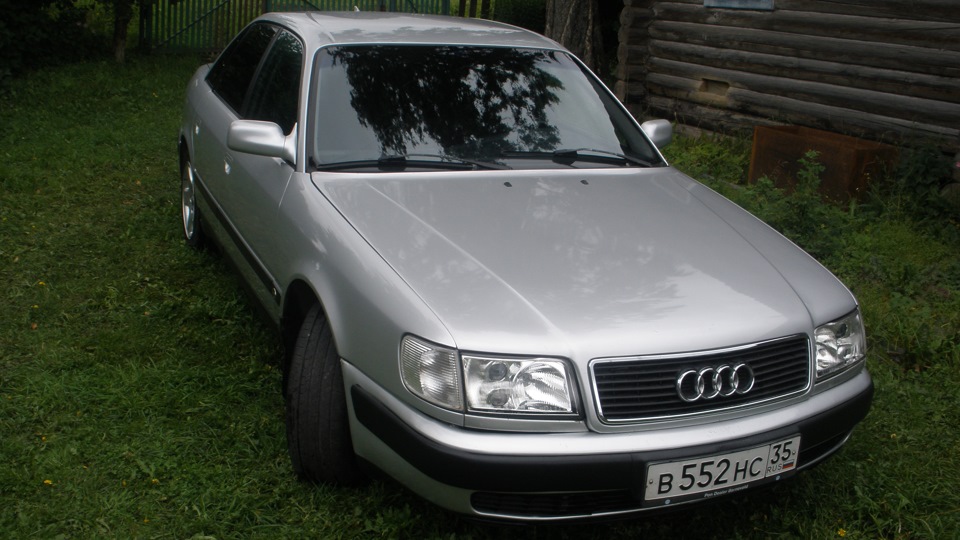 Audi 100 C4