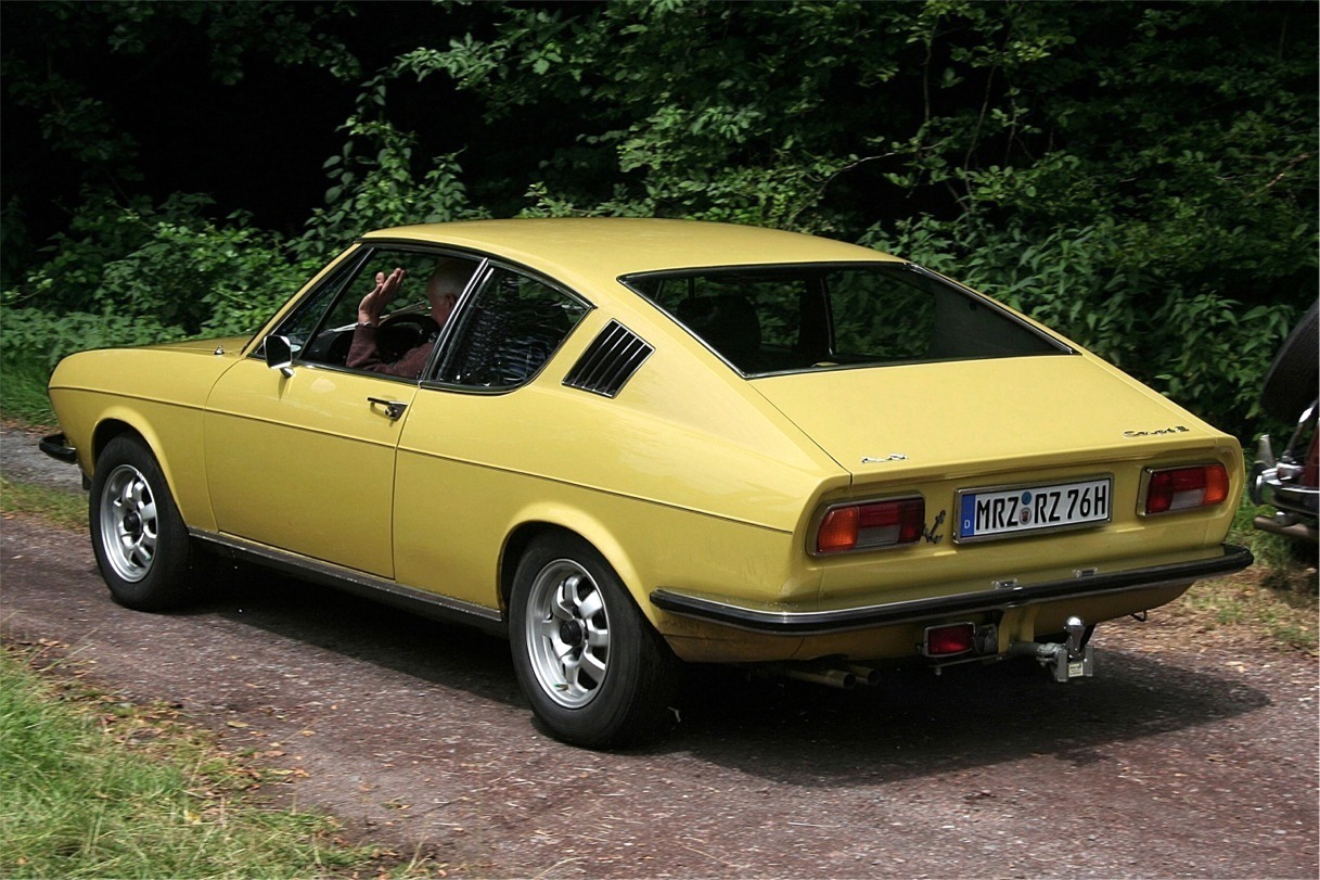 Audi 100 Coupe S