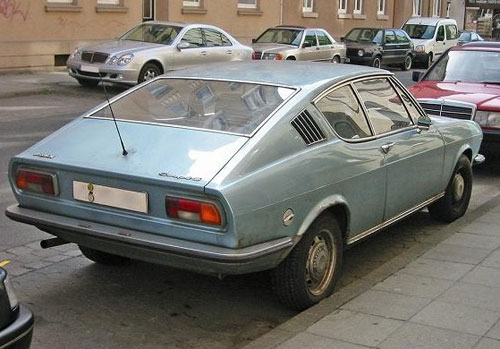 Audi 100 Coupe