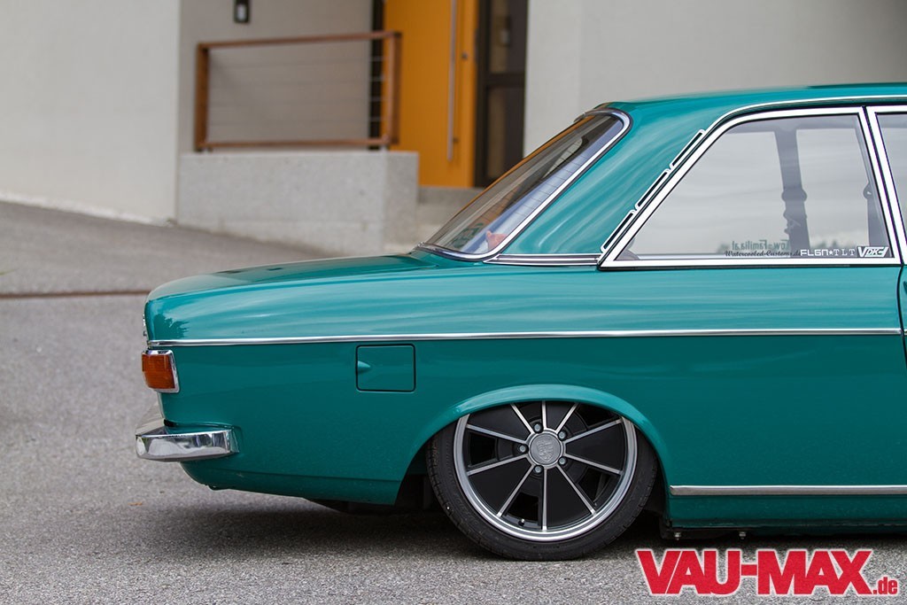 Audi 100 LS Coupe