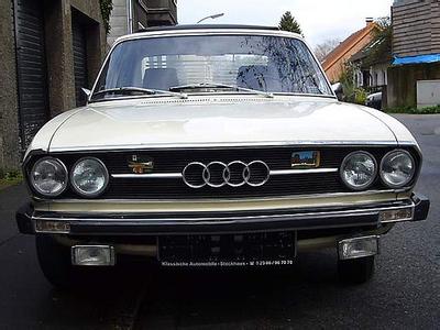 Audi 100 LS
