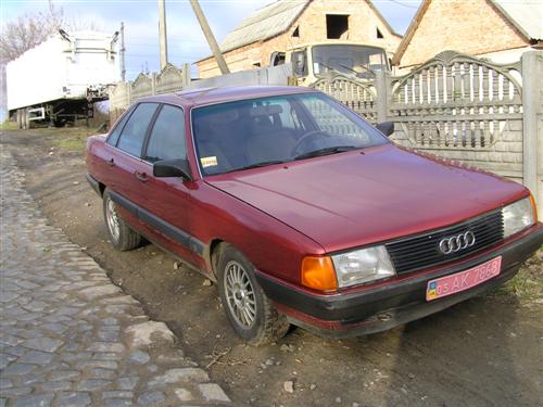 Audi 100 Type 44