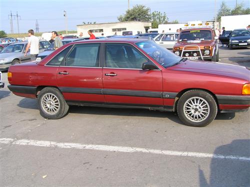 Audi 100 Type 44