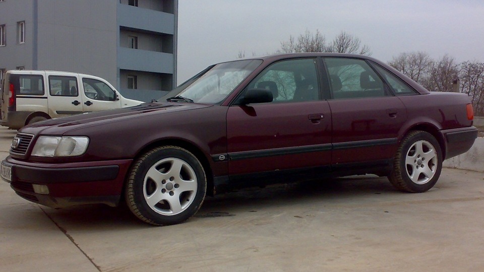 Audi 100 V6
