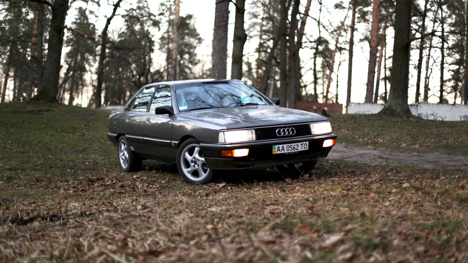 Audi 200