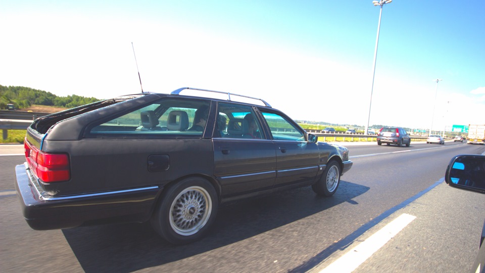Audi 200