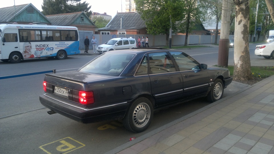 Audi 200