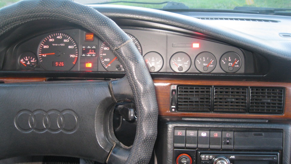 Audi 200 C3