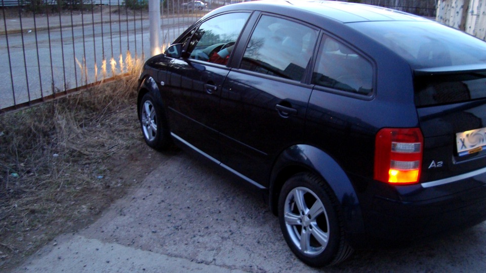 Audi A2 black