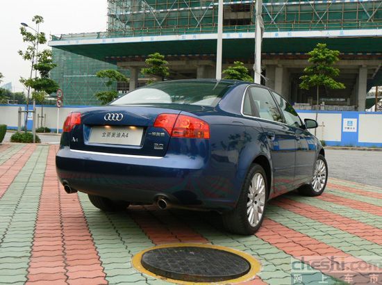 Audi A4 3.0