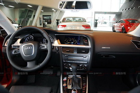 Audi A4 3.2 FSI Multitronic