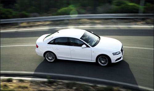 Audi A4 3.2