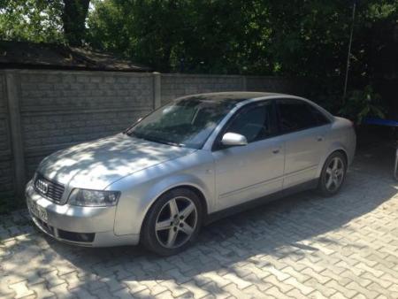 Audi A4 8D