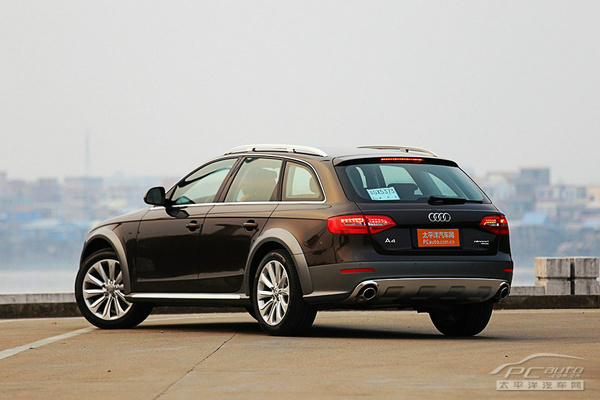 Audi A4 Allroad 2014