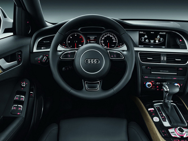 Audi A4 Allroad black