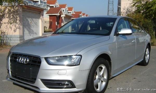 Audi A4 AT