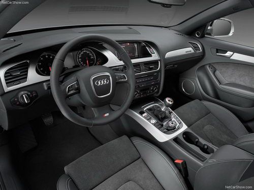 Audi A4 Avant 2.0T FSI