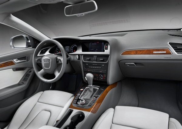 Audi A4 Avant 2.4