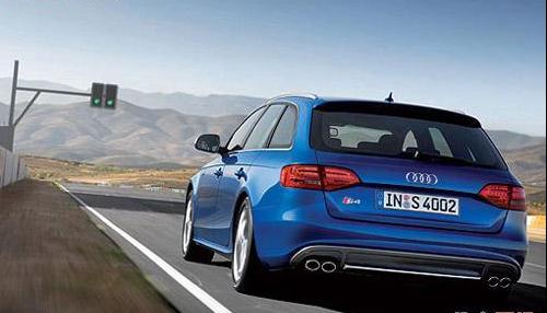 Audi A4 Avant 2.7