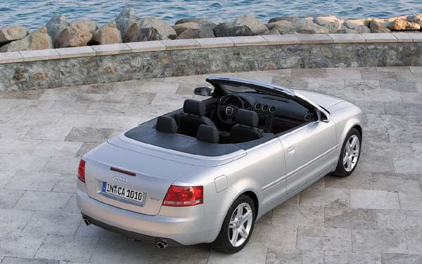 Audi A4 Cabrio 2.4 v6