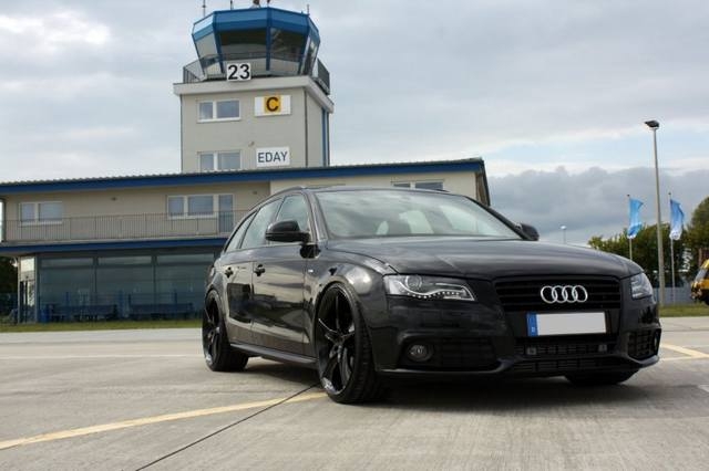 Audi A4 Estate s line