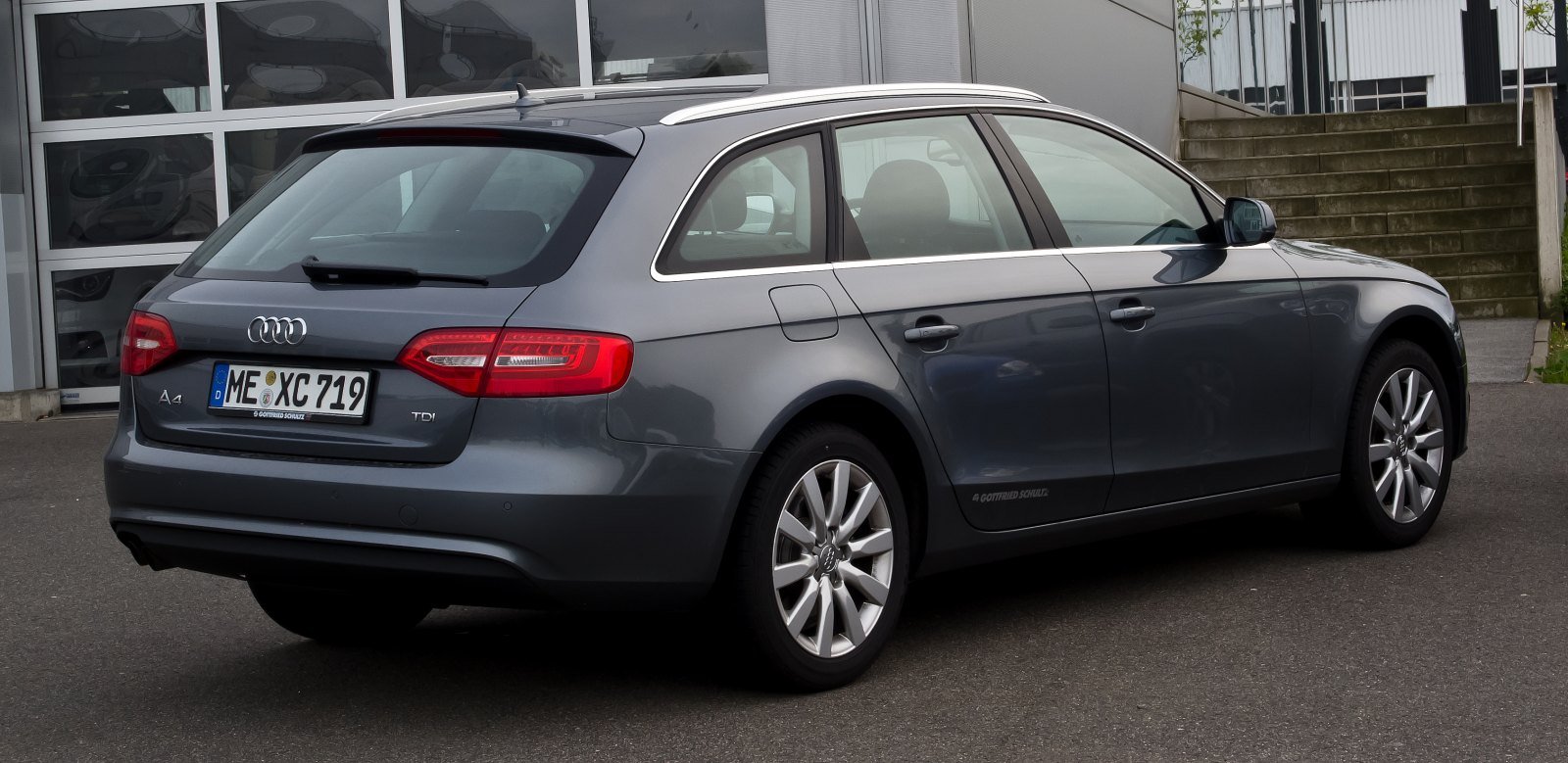 Audi A4 Monsoon grey