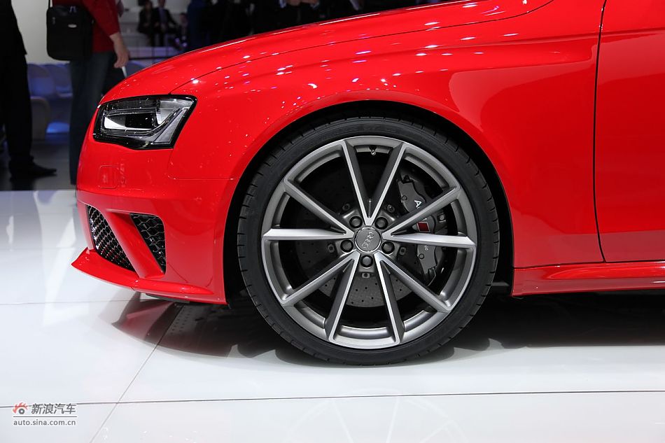 Audi A4 rs4