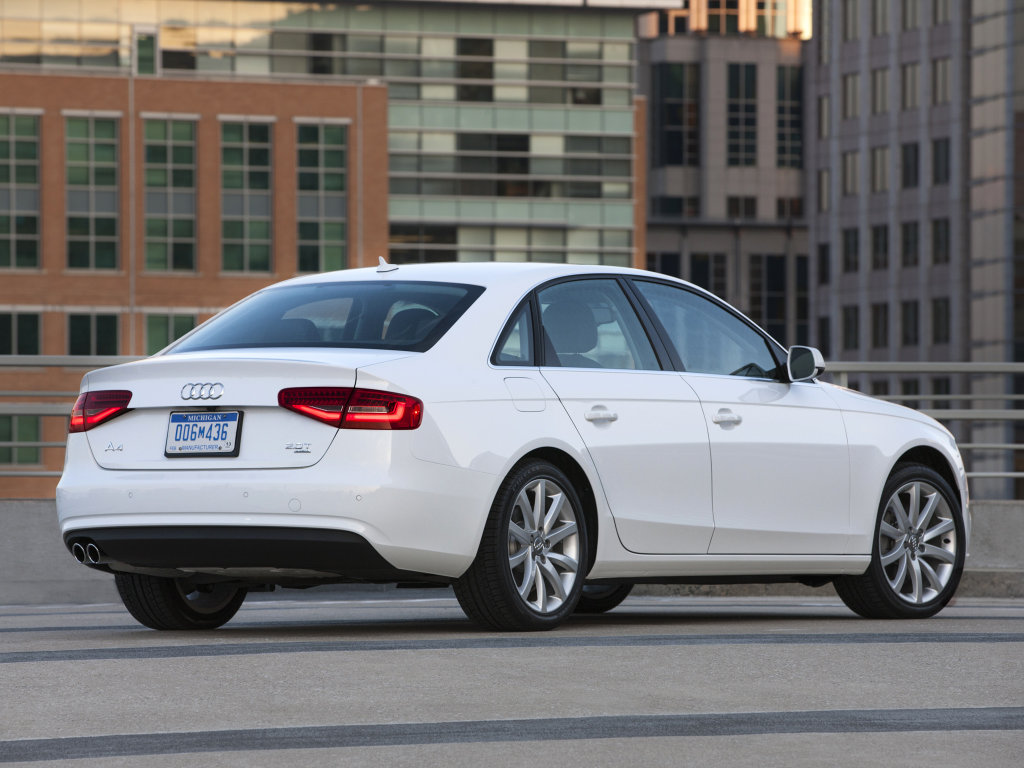 Audi A4 Sedan