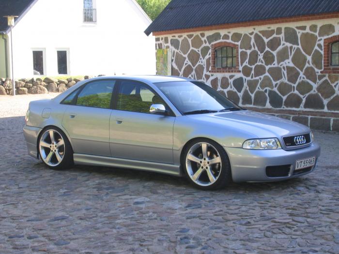 Audi A4 V6
