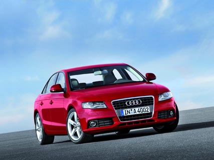 Audi A4 V8
