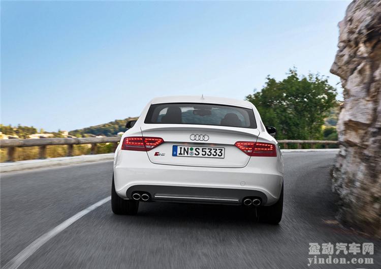 Audi A5 3.2