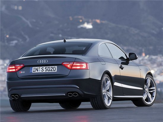 Audi A5 4.2 v8