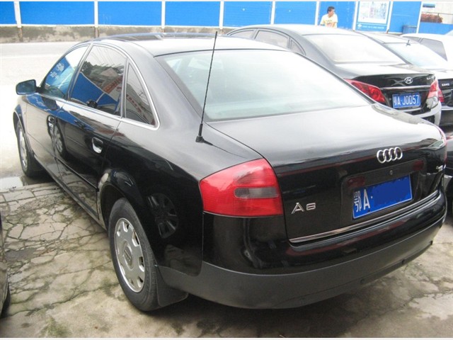 Audi A6 1.8 T Quattro