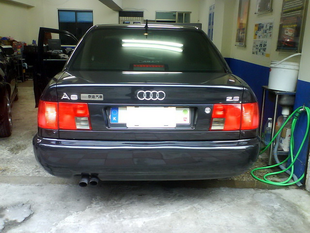 Audi A6 2.6