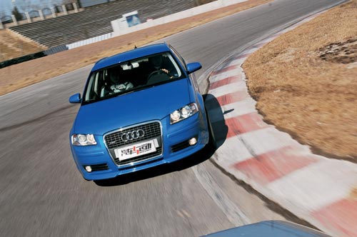 Audi A6 3.2