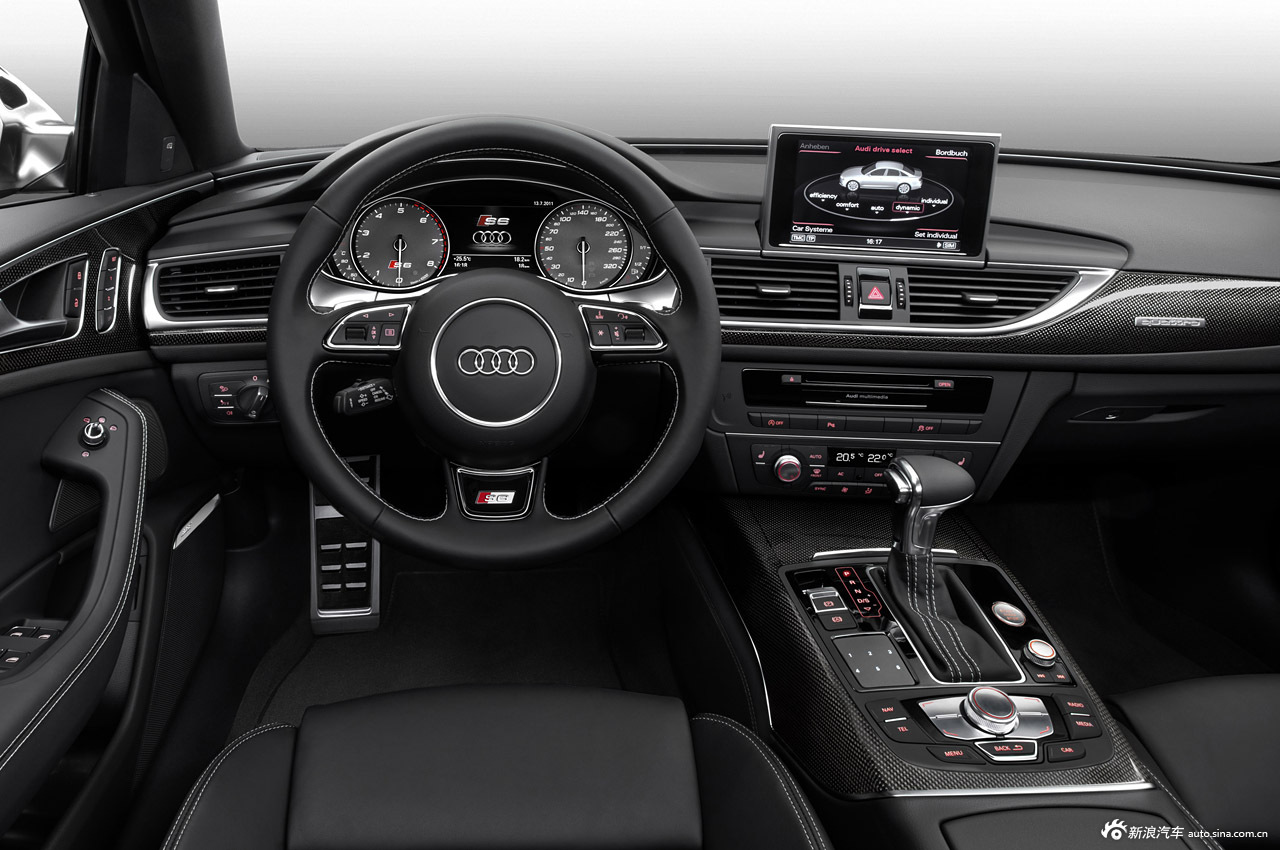 Audi A6 Sedan