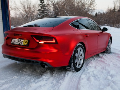 Audi A7 red