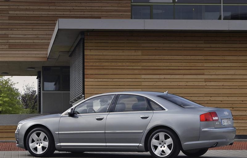 Audi A8 3.7 Quattro