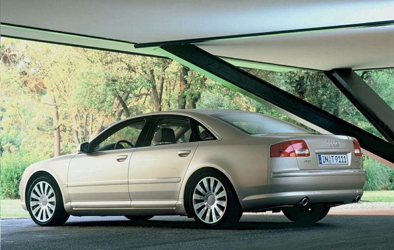 Audi A8 3.7 Quattro