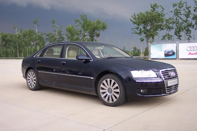 Audi A8 6.0