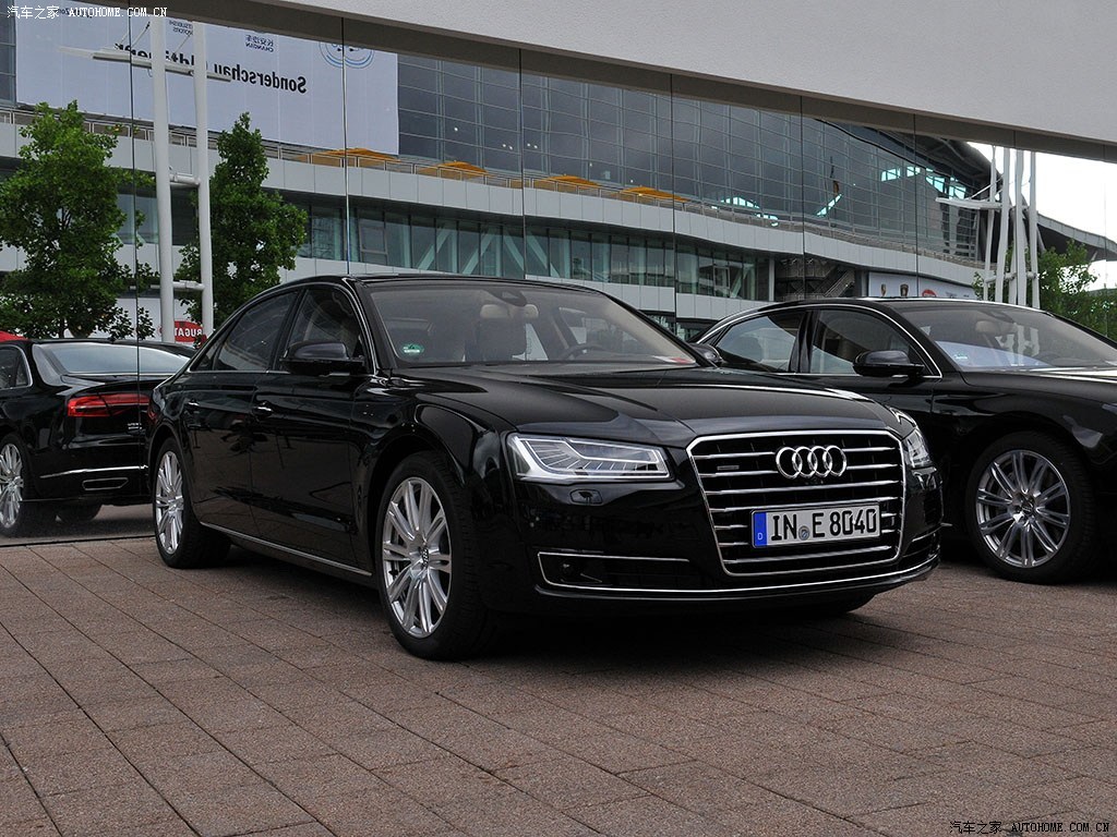 Audi A8 black