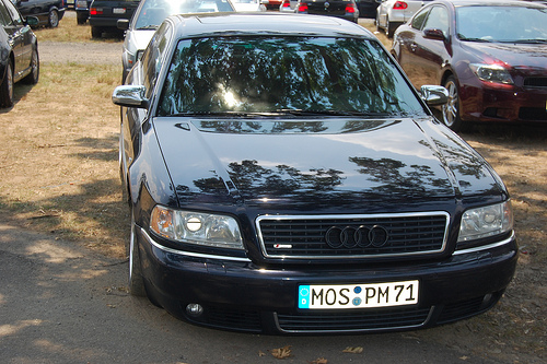 Audi A8 D2